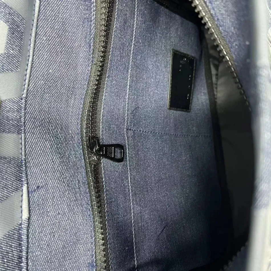 Sac Bandoulière Épaule Créatif avec Lettres pour Femme, Sac à Main Tendance et Élégant, Idéal pour un Style Fashion, Confortable et Pratique