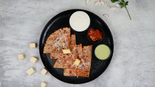 Paneer Garlic Paratha