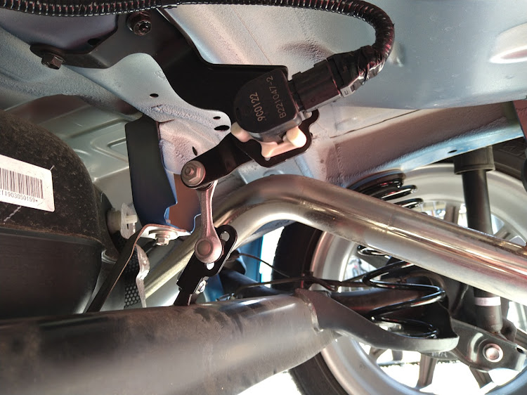 アルトワークスのブリスクブルーメタリック・RSR Ti2000・テイクオフ・AFSセンサーに関するカスタム事例の投稿画像5枚目