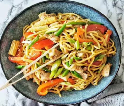 Chicken Hakka Noodles