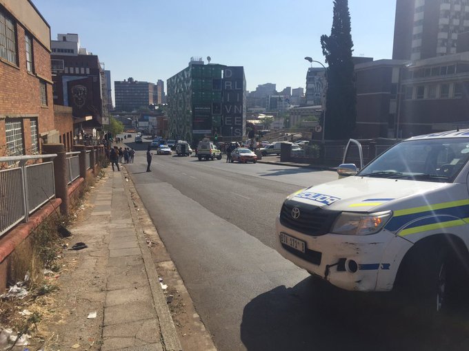 Albertina Sisulu Street next to Maboneng was closed due to the crowd that gathered at Murray Park earlier. Police are on the scene.