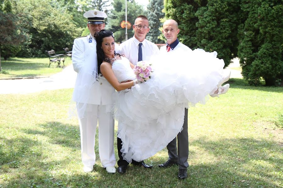 Wedding photographer Ferenc Krusóczki (krusoczki). Photo of 3 March 2019