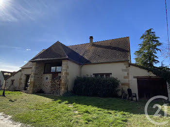 maison à Saint-Léopardin-d'Augy (03)