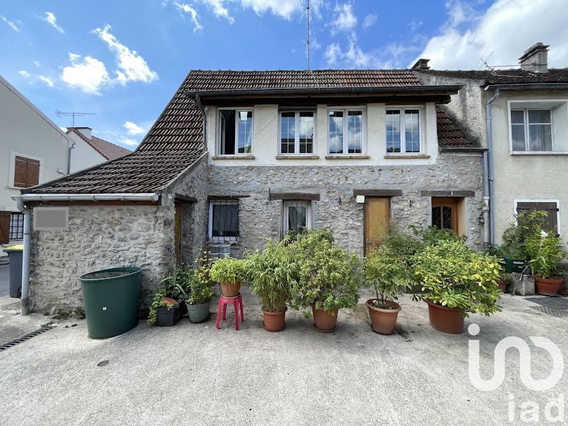 Vente maison 4 pièces 70 m² à Varennes-Jarcy (91480), 216 000 €