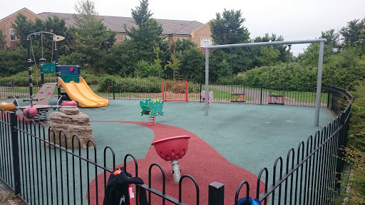 Taw Hill Play Park