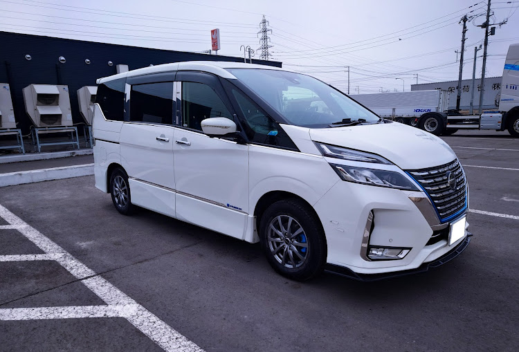 セレナの思い出・HFC27・セレナC27・セレナe-power・次は‥やはりあれですに関するカスタム事例の投稿画像1枚目