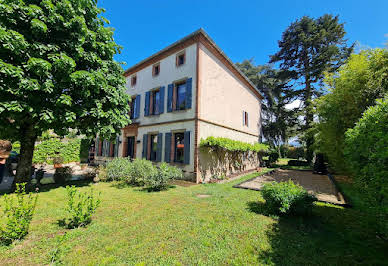 House with pool and terrace 3