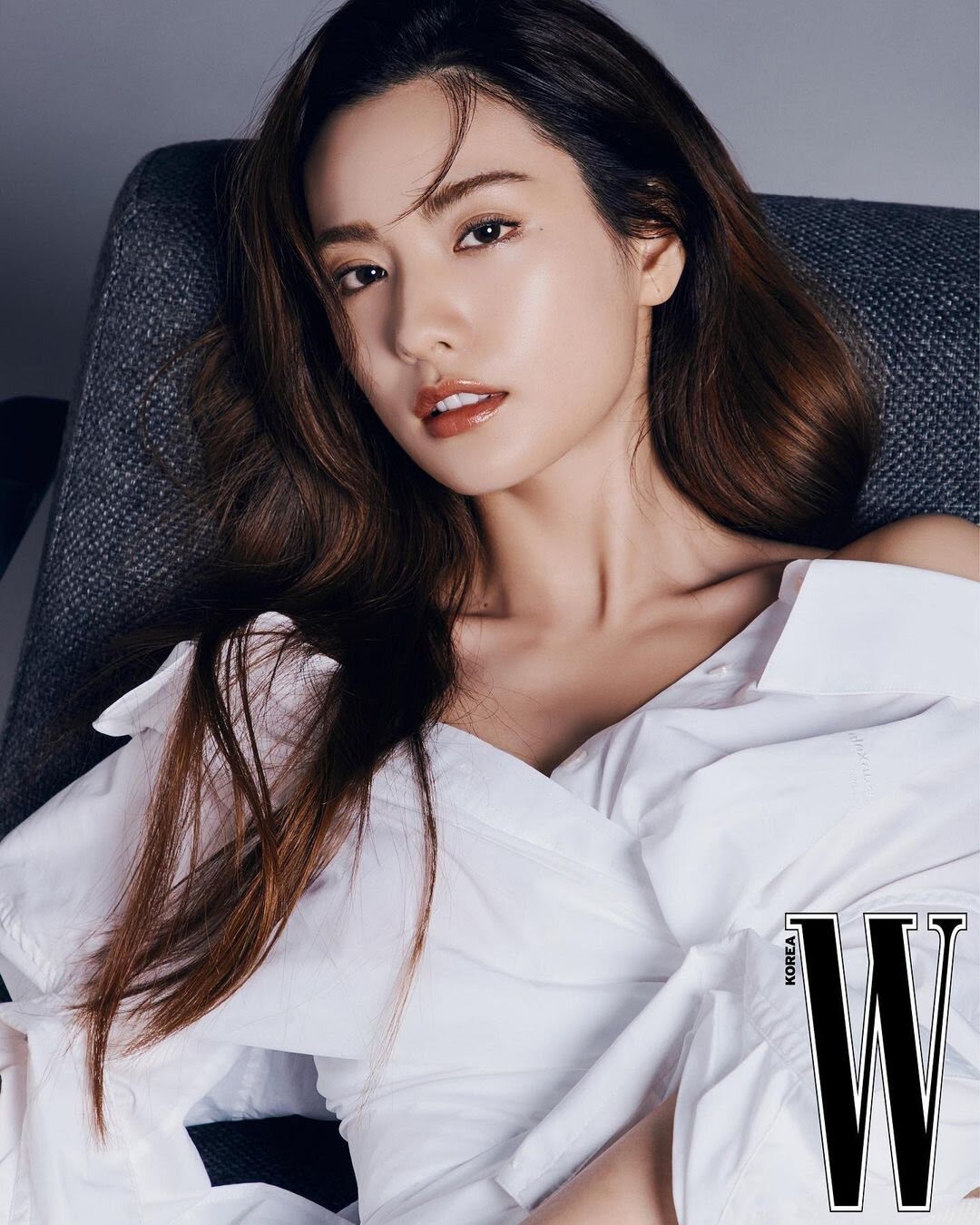 After-School-s-Nana-W-Korea-Magazine-November-2021-issue-documents-1