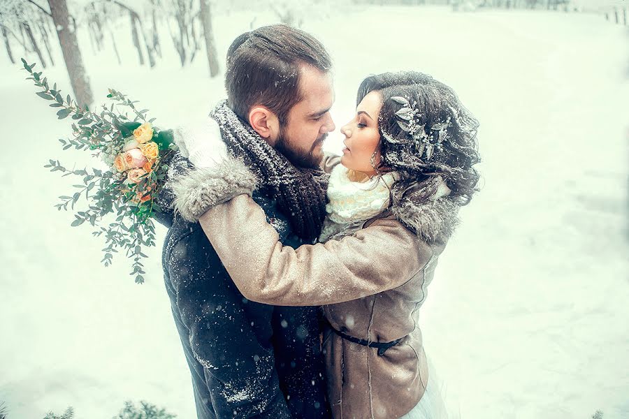 Svadobný fotograf Ekaterina Davydova (katya89). Fotografia publikovaná 12. februára 2016