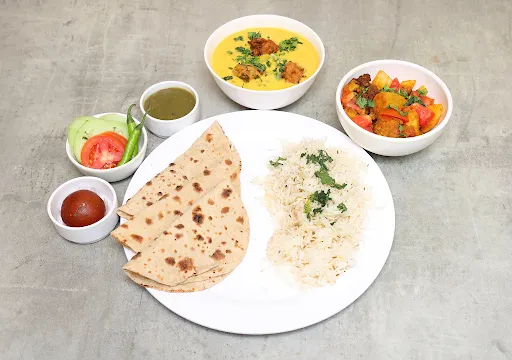 Vasudev Thali Without Onion Garlic