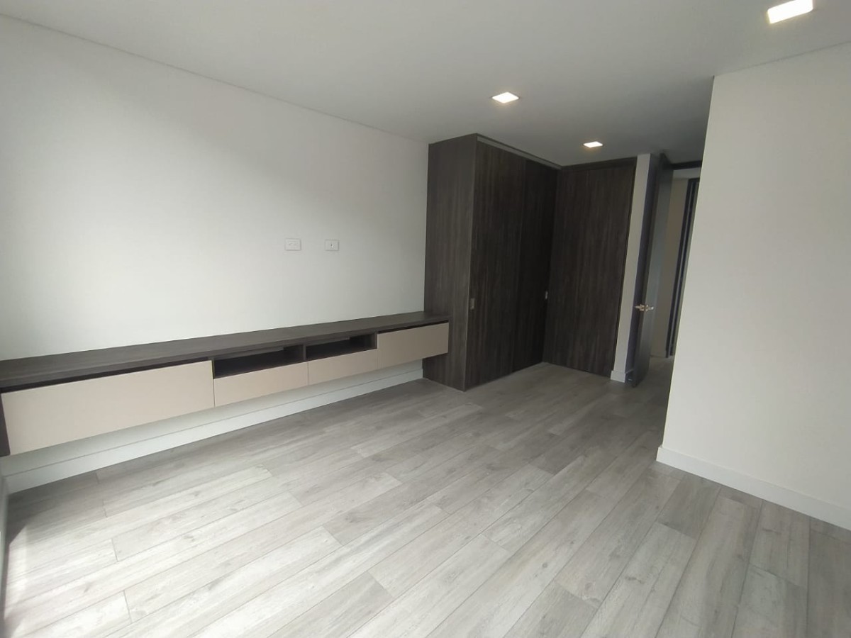 Apartamento En Venta - Santa Barbara Alta, Bogota