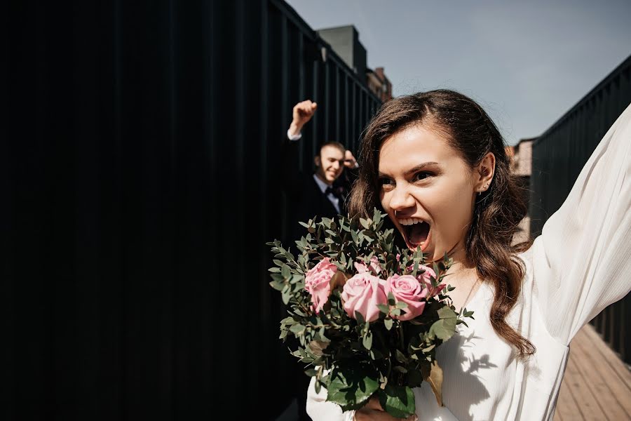 Wedding photographer Anastasiya Bantik (bow1). Photo of 20 April 2021