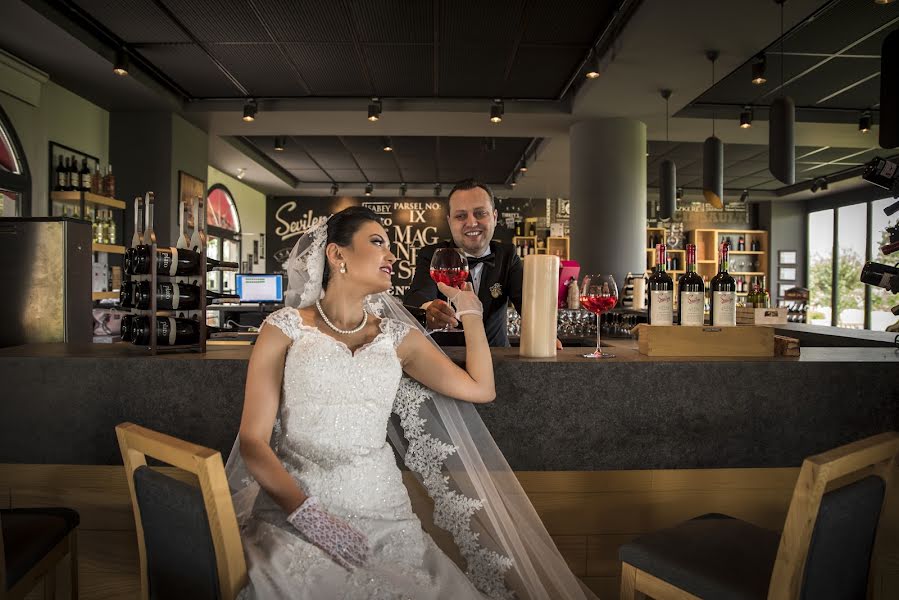 Wedding photographer Cüneyt Topal (cnytpl). Photo of 31 May 2019