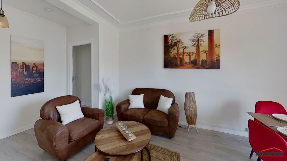 Location meublée appartement 4 pièces 60 m² à Vandoeuvre-les-nancy (54500), 380 €