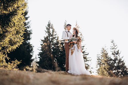 Photographe de mariage Oleh Lazurka (lazurka300696). Photo du 5 décembre 2019