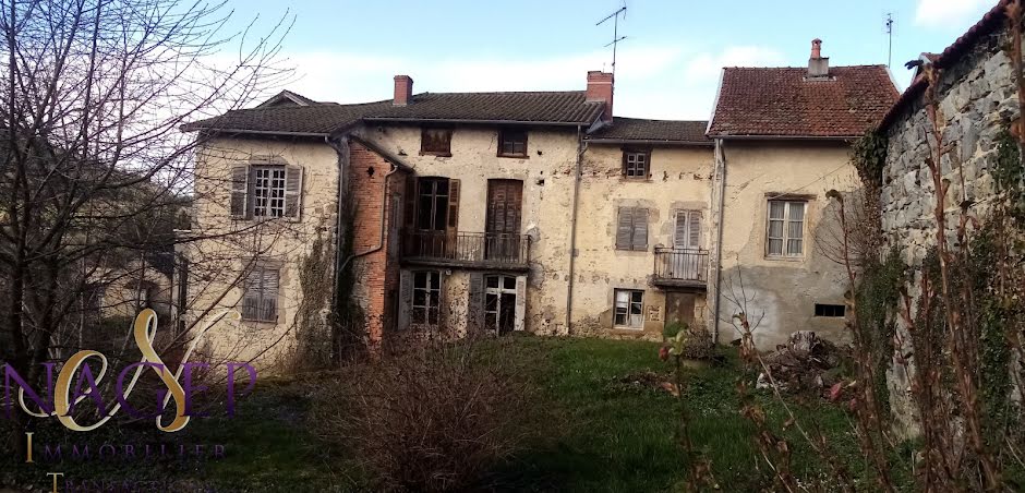 Vente maison 11 pièces 275 m² à Ferrières-sur-Sichon (03250), 164 000 €