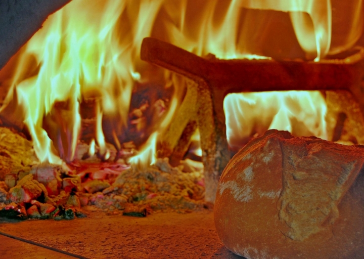 Col fuoco..in 4 per il pane quotidiano di AlfredoNegroni