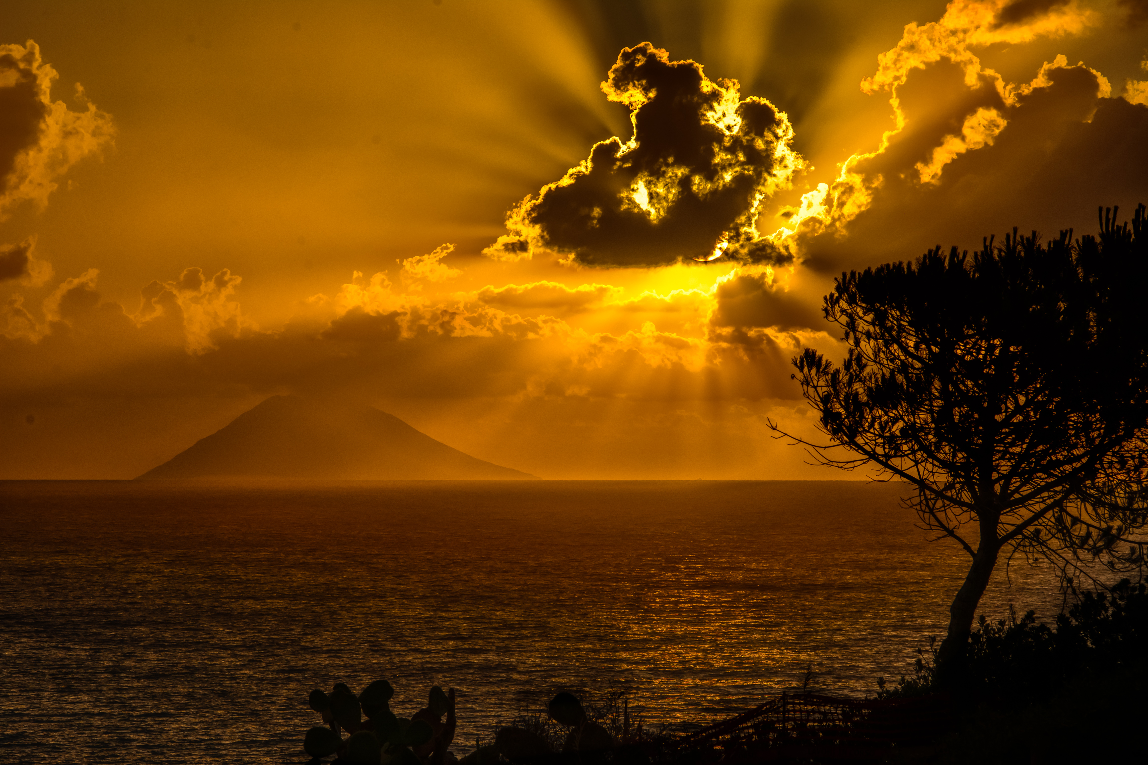 Ora d'oro su....vulcano di DanteS