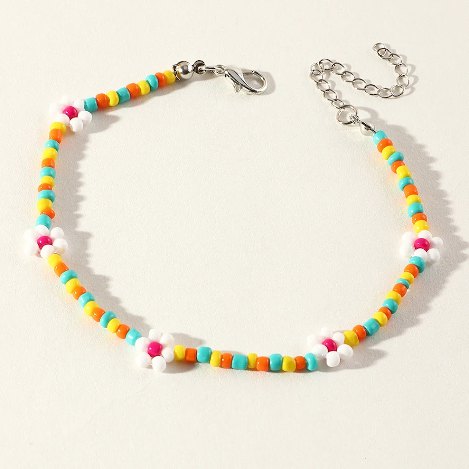 Bohemian Beach Resort Style Daisy Enkelband Voeg een vleugje zomerse elegantie toe aan je voeten. Perfect voor strand en vakantie.