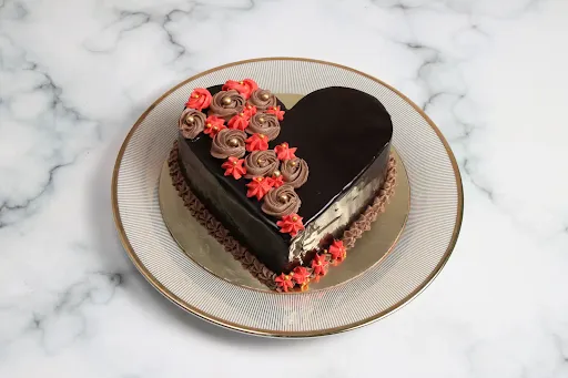 Delicious Valentines Day Chocolate Cake