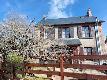 maison à Saint-Merd-les-Oussines (19)