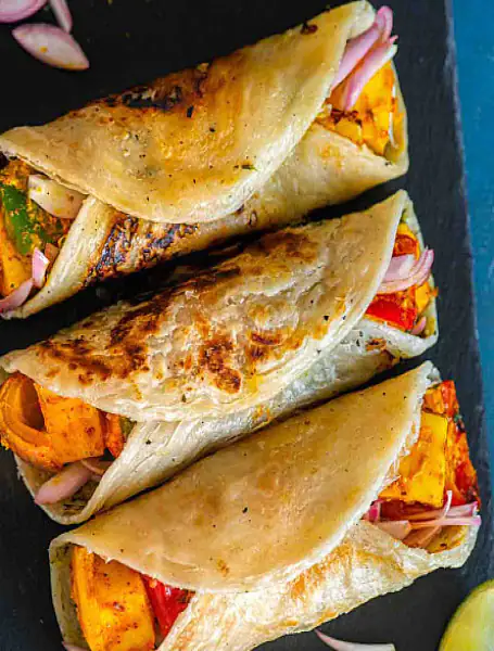 Paneer Shawarma