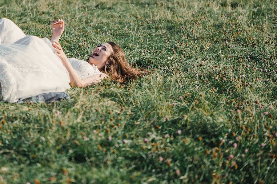 Svadobný fotograf Yura Danilovich (danylovych). Fotografia publikovaná 3. apríla 2019