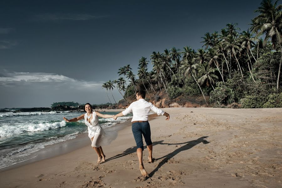 Fotografo di matrimoni Sergey Pivovarov (pivovaroff). Foto del 14 marzo 2016