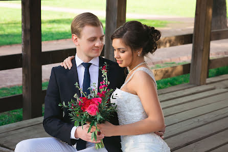 Svatební fotograf Oleg Saliy (elifestudios). Fotografie z 4.prosince 2017