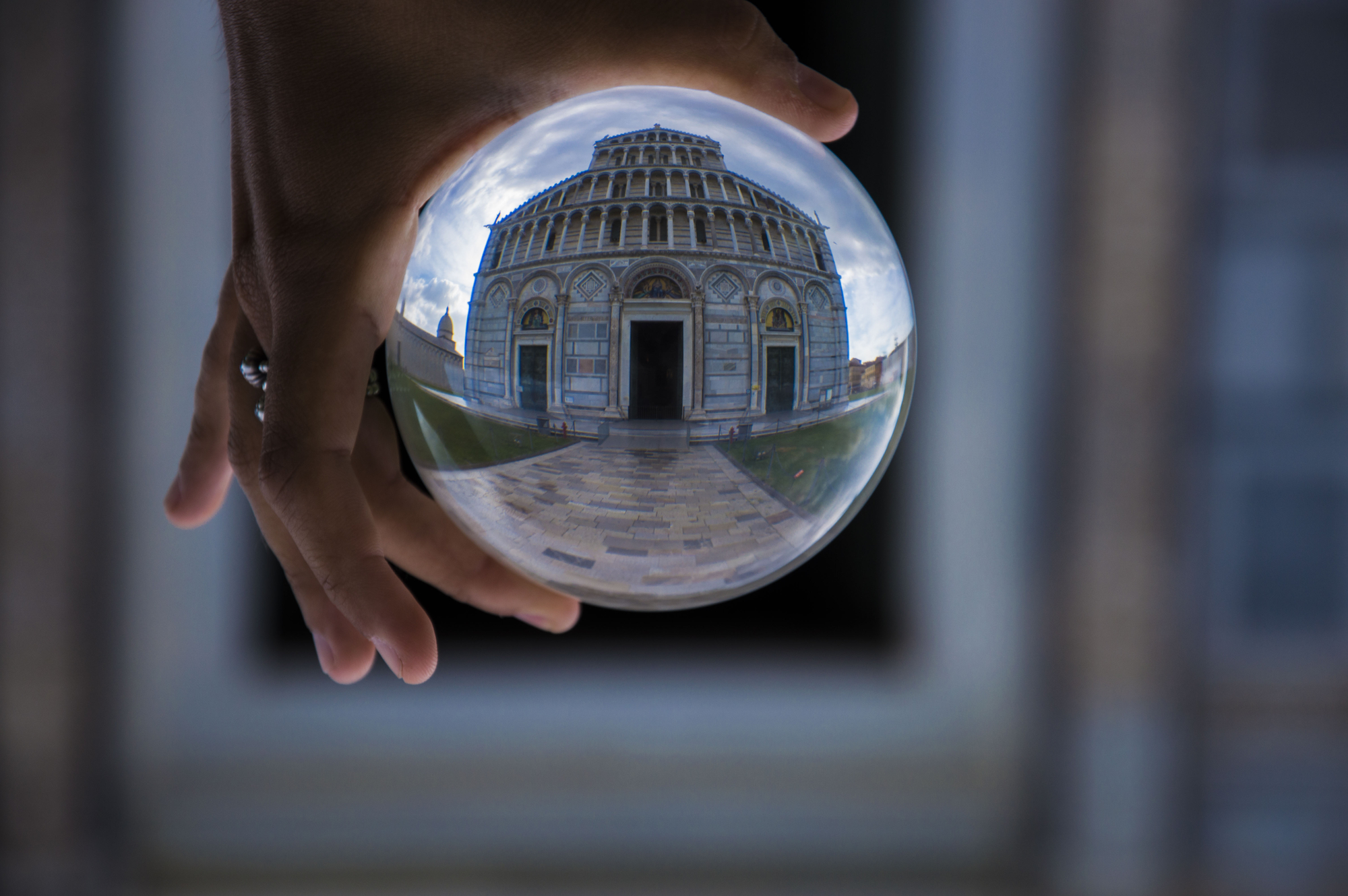 The Cathedral in a cristal ball di Matteo Luppichini 