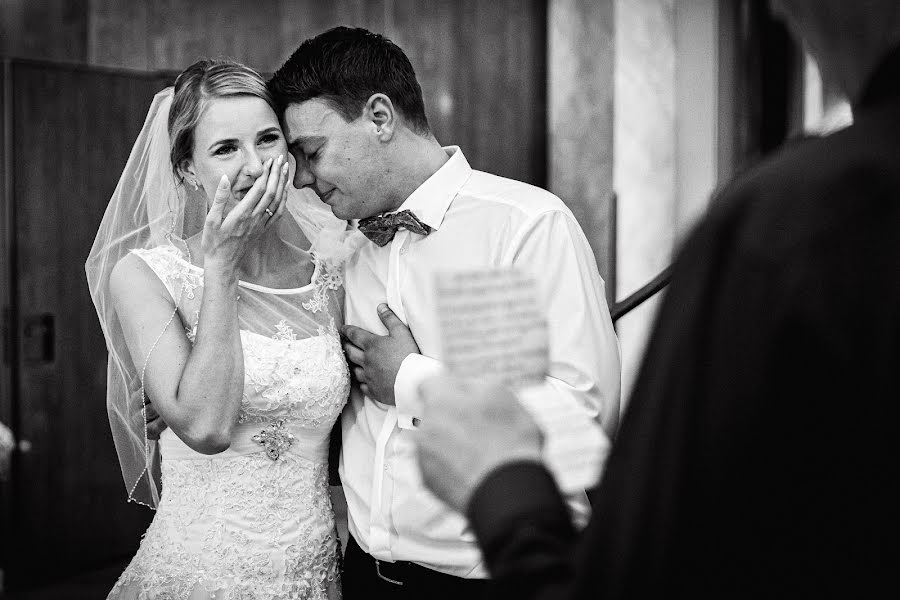 Wedding photographer Juri Khačadurov (elegantehochzeit). Photo of 16 December 2022