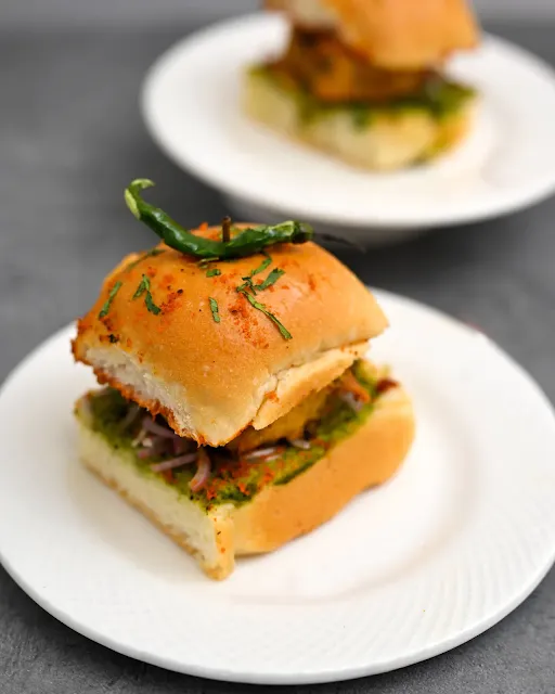 Vada Pav [1 Vada]