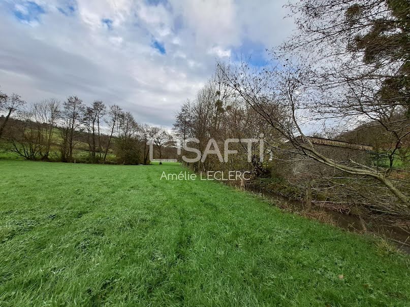 Vente terrain  30000 m² à Juvigny les Vallées (50520), 20 000 €