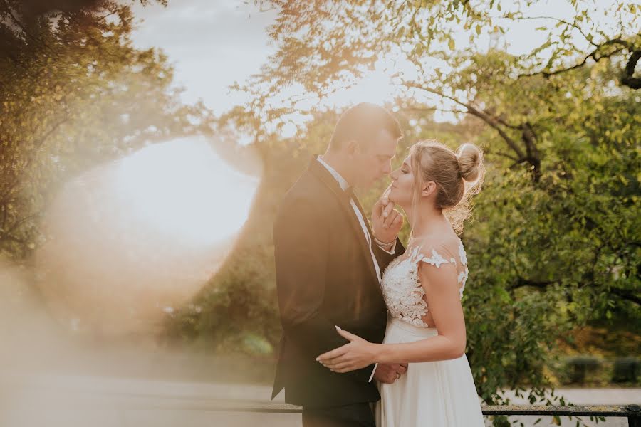 Fotografo di matrimoni Paweł Wróblewski (brickproduct). Foto del 23 agosto 2019