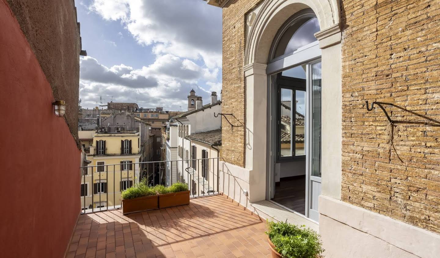 Apartment with terrace Rome