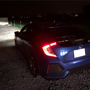 シビック FK7