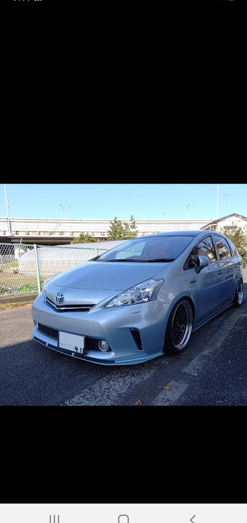 プリウスαのみんなのエアロ見てみたい・DIY・洗車・オフ会・ホイール交換に関するカスタム事例の投稿画像1枚目