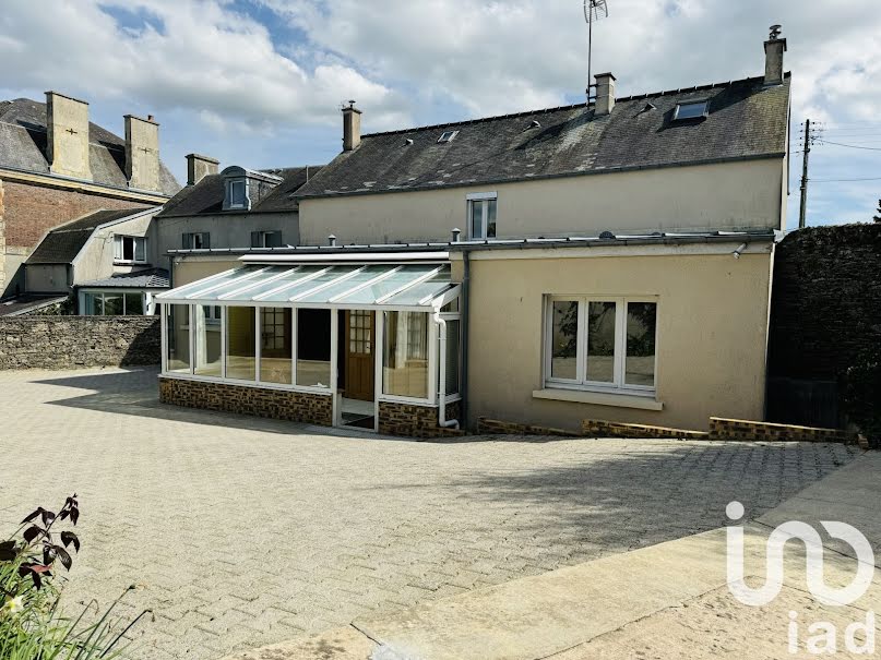 Vente maison 11 pièces 163 m² à Le Molay-Littry (14330), 219 000 €