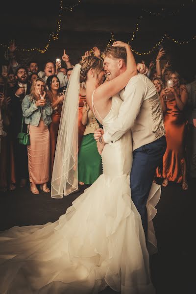 Fotógrafo de casamento Clovis Theeda Huet (seijimoristudio). Foto de 3 de dezembro 2023