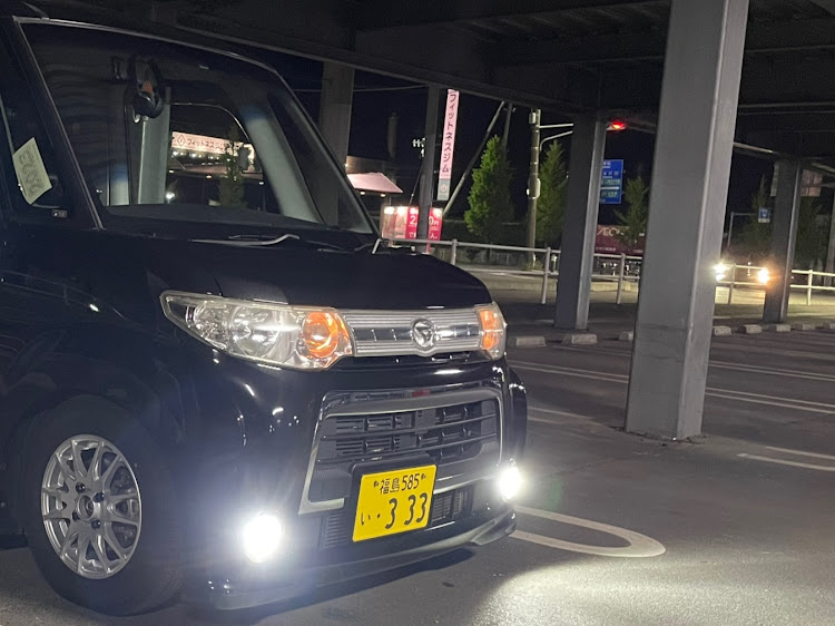 タントカスタムのあなたのヘッドライトは？に関するカスタム事例の投稿画像1枚目