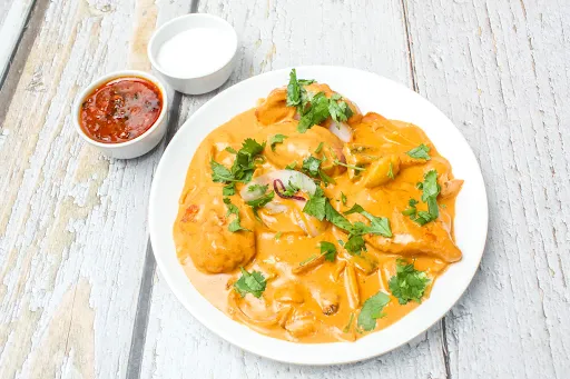 Paneer Tandoori Gravy Momos