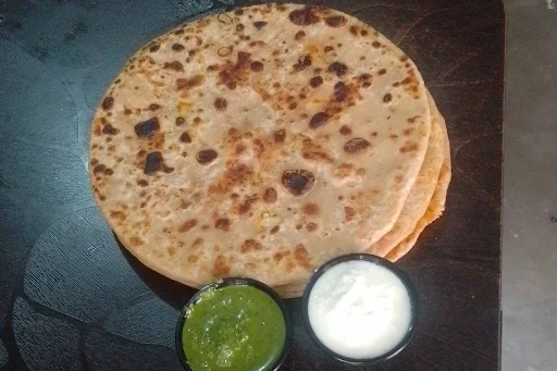 Lal Mirchi Paratha