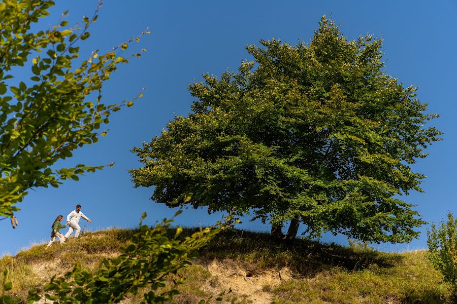 Pulmafotograaf Ionut Fechete (fecheteionut). Foto tehtud 26 august 2022