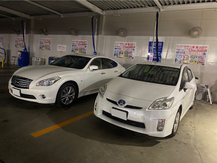 プリウスの30プリウス・洗車・台風10号・無事で良かった！に関するカスタム事例の投稿画像1枚目