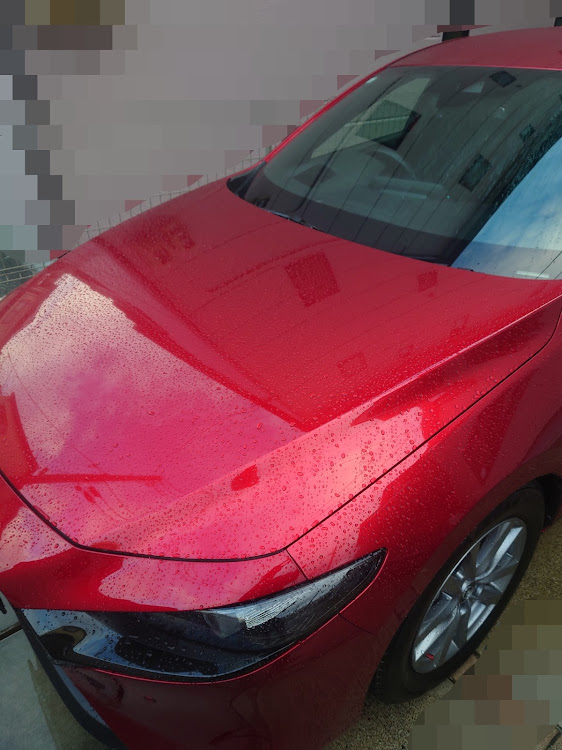 MAZDA3の本日洗車納め・ビューティフルカーズ・純水器・軟水器・B'zのカレンダー注文忘れたに関するカスタム事例の投稿画像6枚目