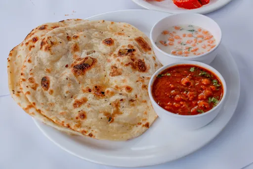 Chole With 2 Naan