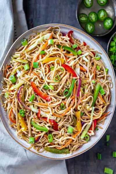 Veg Hakka Noodles