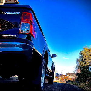 ハイラックス GUN125