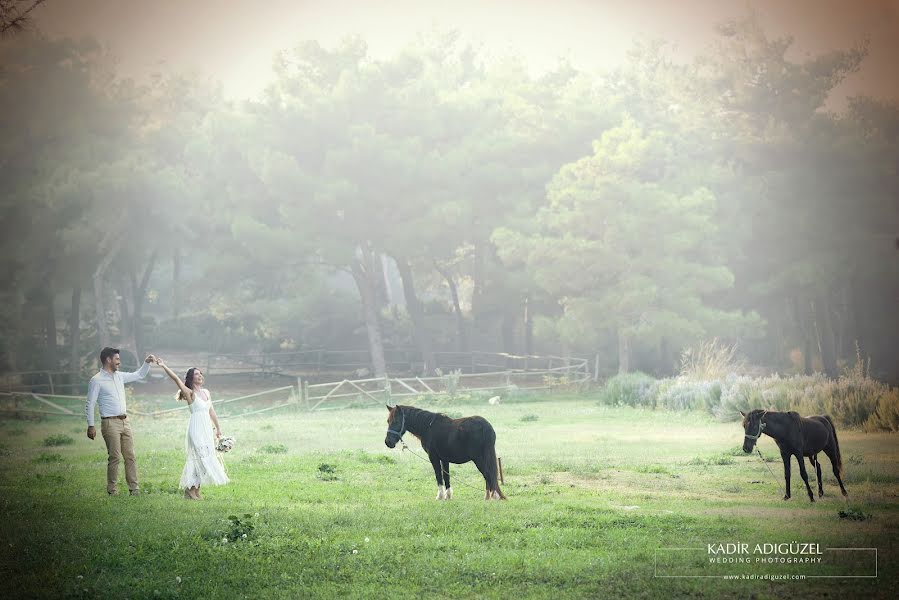 Fotografo di matrimoni Kadir Adıgüzel (kadiradigzl). Foto del 21 ottobre 2019