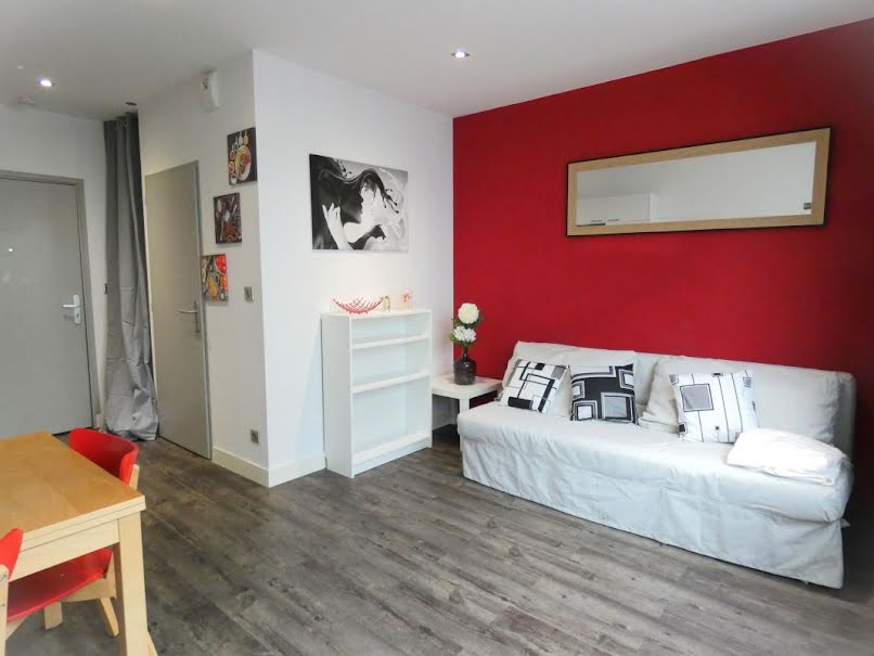 Location meublée appartement 1 pièce 20 m² à Lyon 6ème (69006), 690 €